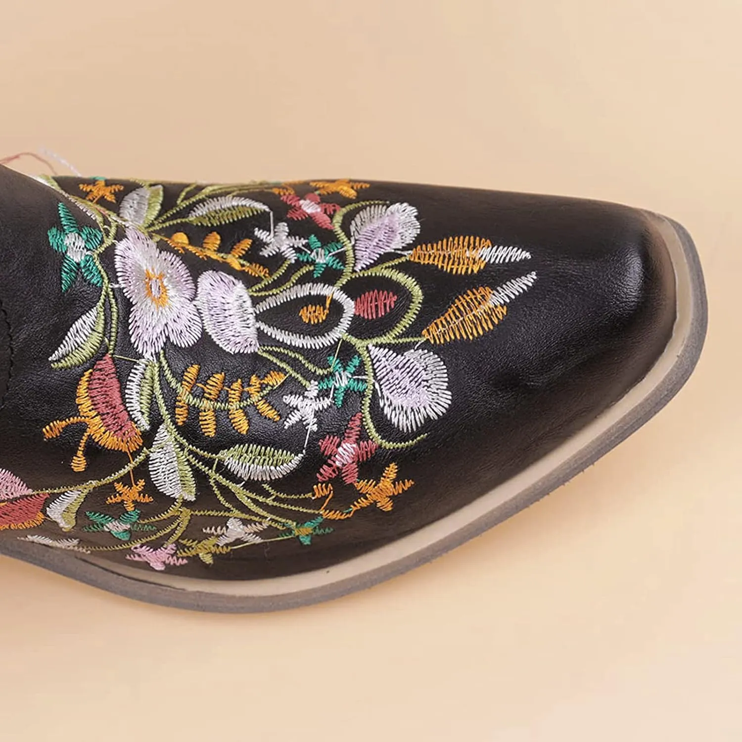 Ankle Boots for Women Cowgirl Booties for Women Western Pointed Toe Flower Embroidery Chunky Heel Slip on Women Boots