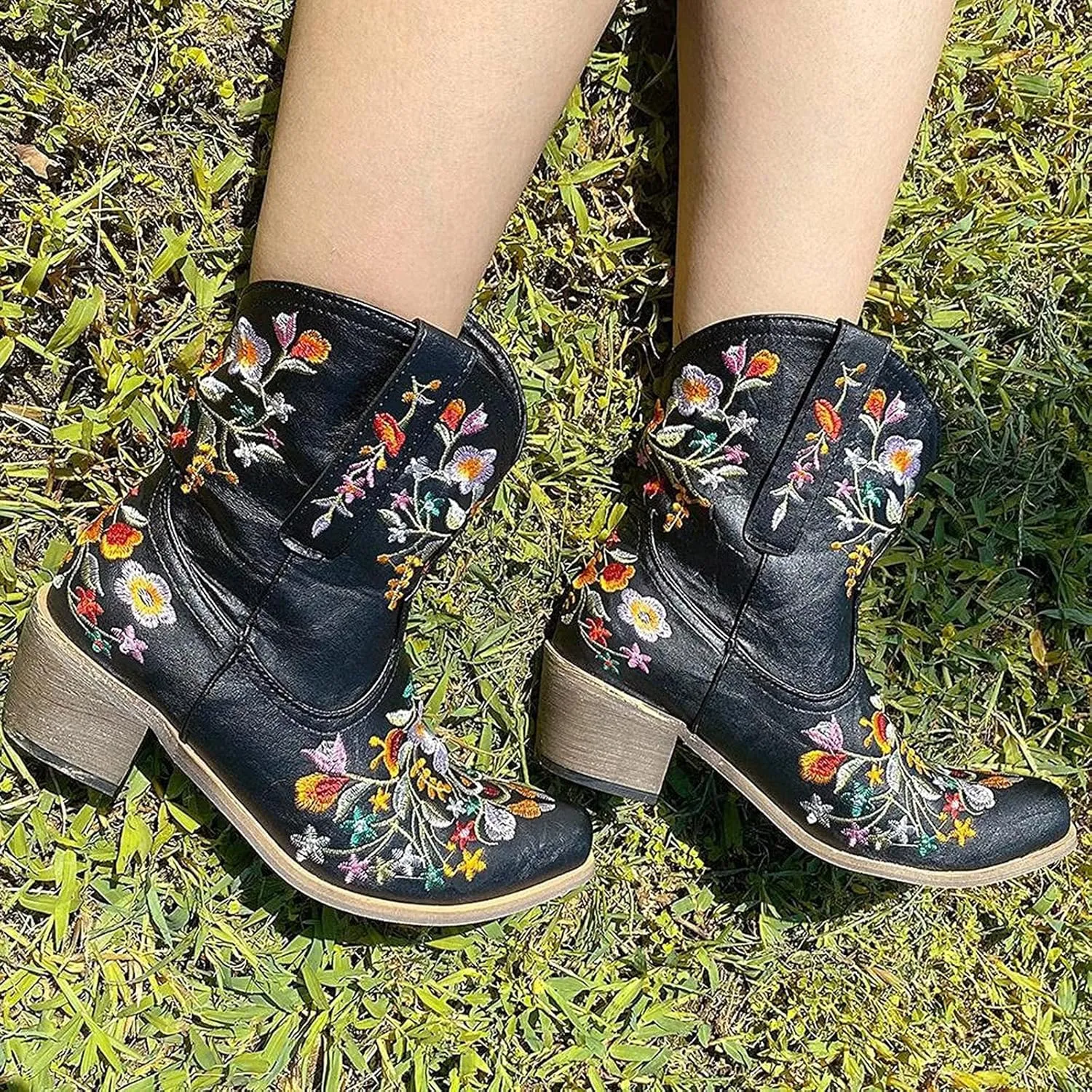 Ankle Boots for Women Cowgirl Booties for Women Western Pointed Toe Flower Embroidery Chunky Heel Slip on Women Boots