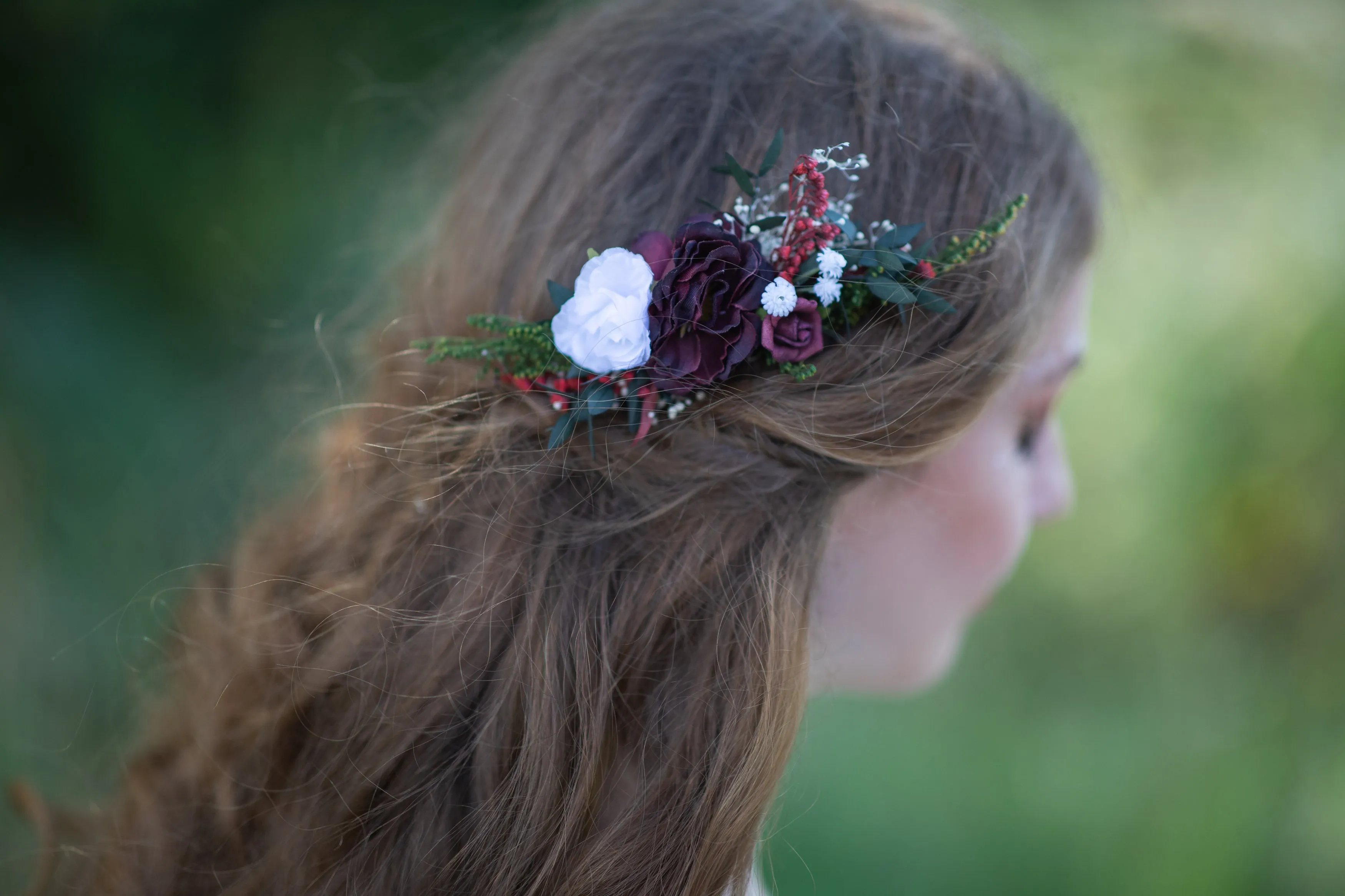 Burgundy and white bridal hair comb Flower bridal comb Wedding hair comb Magaela Customisable bridal hair comb Natural bridal headpiece