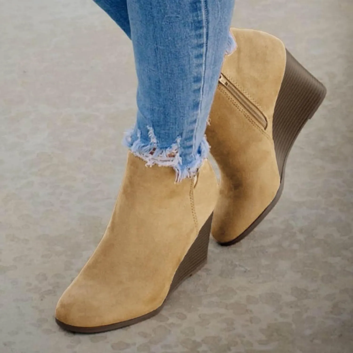 Cathalem Womens Ankle Boots Pointed Toe Faux Stacked Chunky Heels Tassels Side Zipper Booties Fall Boots for Women 2024
