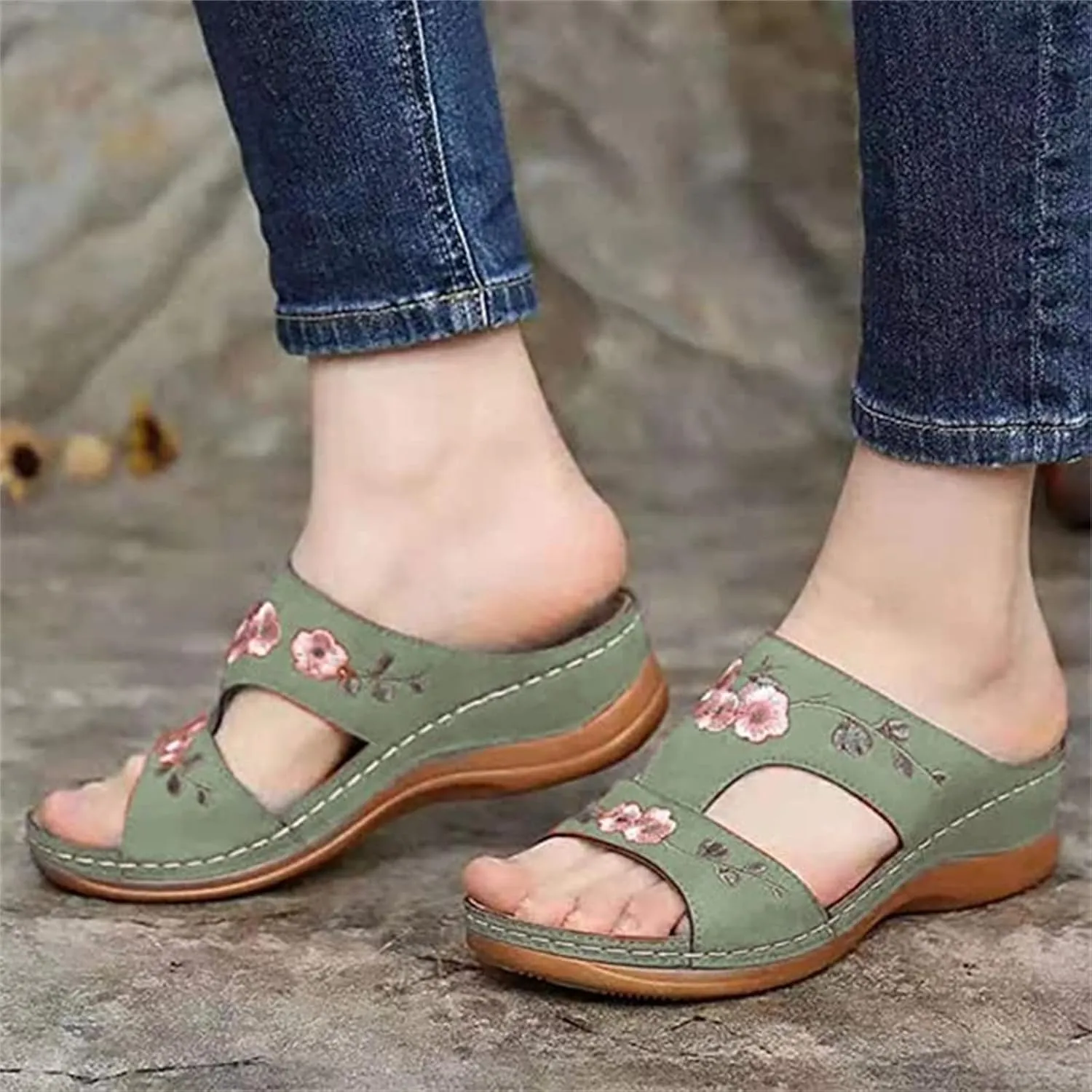 Lausiuoe Sandals Women Dressy Summer Flat Comfortable Fashion Orthotic Slides Athletic Slip On Orthopedic Slippers Flip Flops
