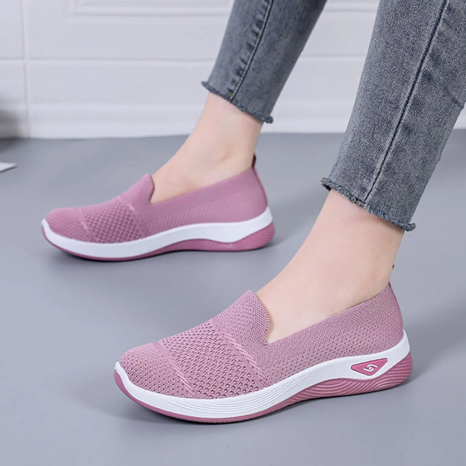Women's Mesh Flats Shoes Breathable Slip on Shoes Casual Comfort Shoe Plus Size Trendy Shoes Walking Flats Shoe